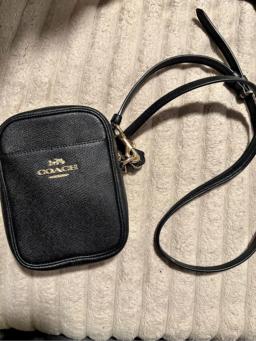 Coach File Crossbody Black Bag BNWOT CT-2